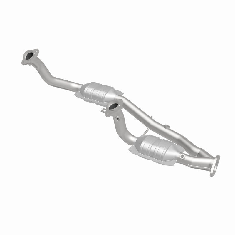 Magnaflow 95-96 Ford Windstar 3.0L Direct Fit Converter Magnaflow