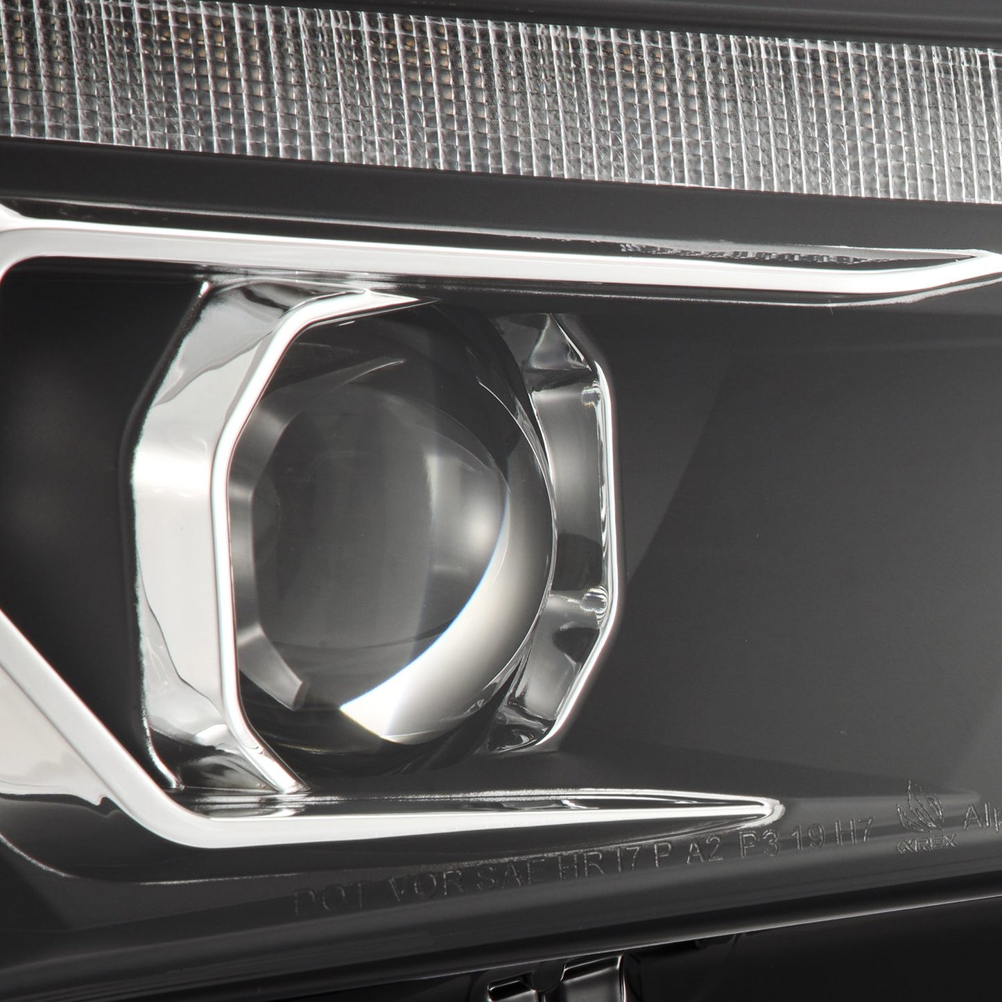 AlphaRex 14-20 Toyota 4Runner MK II PRO-Series Halogen Projector Headlights Black - 880814 AlphaRex