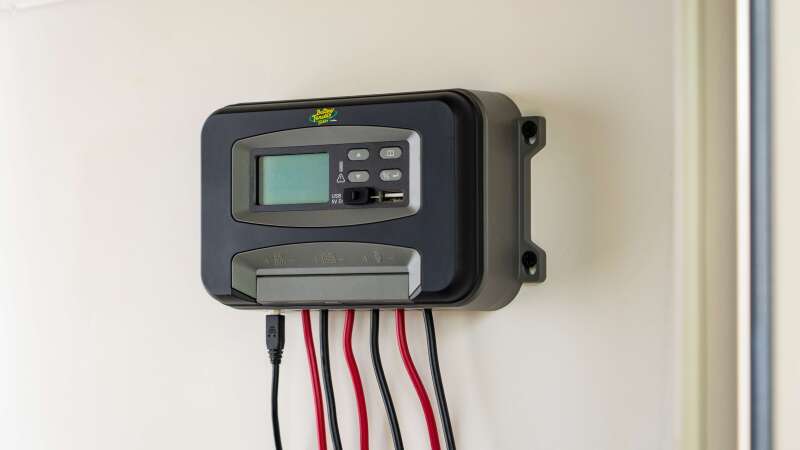 Battery Tender 30AMP PWM Indoor Solar Controller System Battery Tender