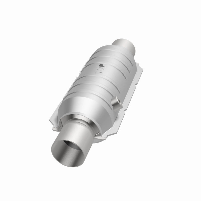Magnaflow Conv Univ 2.50 OEM Angled O2 Magnaflow