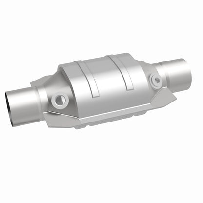 MagnaFlow Conv Univ 2.25 W/Dual O2 Boss Magnaflow