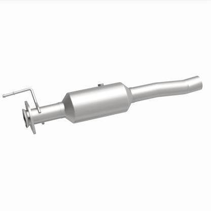 MagnaFlow 18-19 Ford F-450 Super Duty V10 6.8L Underbody Direct Fit Catalytic Converter Magnaflow