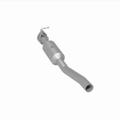 MagnaFlow 16-19 Ford F-53 V10 6.8L Underbody Direct-Fit Catalytic Converter Magnaflow