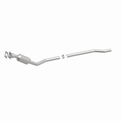 Magnaflow 01-03 Chrysler Town & Country 3.3L Direct Fit Converter Magnaflow
