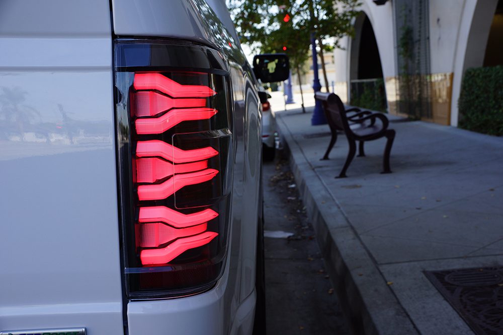 AlphaRex 653030 21-23 Ford F150 LUXX-Series LED Tail Lights Black-Red - 653030