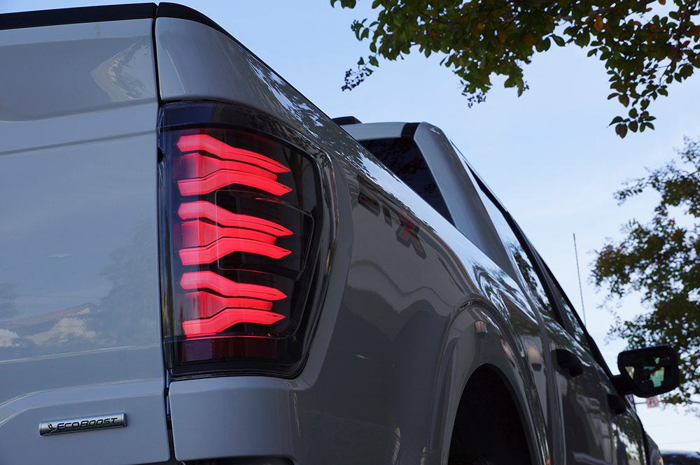 AlphaRex 653030 21-23 Ford F150 LUXX-Series LED Tail Lights Black-Red - 653030