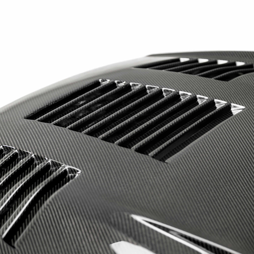 Seibon Nissan GT-R Carbon Fiber Hood (GTII-style) - HD17NSGTR-GTII