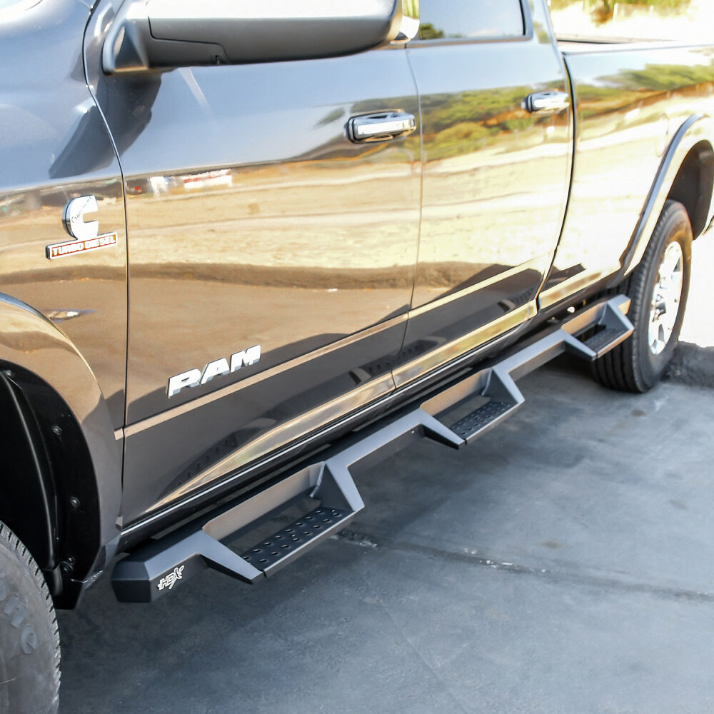 Westin HDX Drop Wheel To Wheel Nerf Bars Textured Black For 19-24 Ram 2500/3500 Crew Cab (8ft Bed) - 56-534345