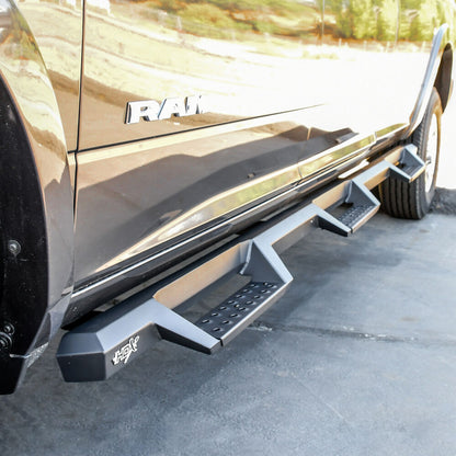 Westin HDX Drop Wheel To Wheel Nerf Bars Textured Black For 19-24 Ram 2500/3500 Crew Cab (8ft Bed) - 56-534345