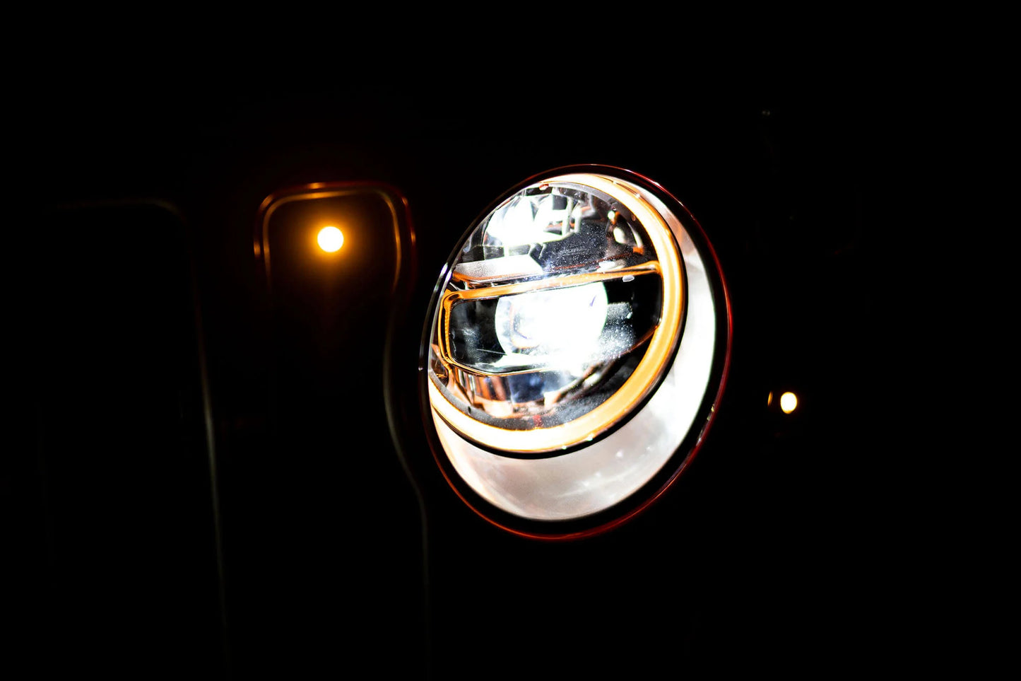 DV8 Offroad 2018+ 2025 Jeep Wrangler JL/Gladiator LED Projector Headlights  HLCJL-01