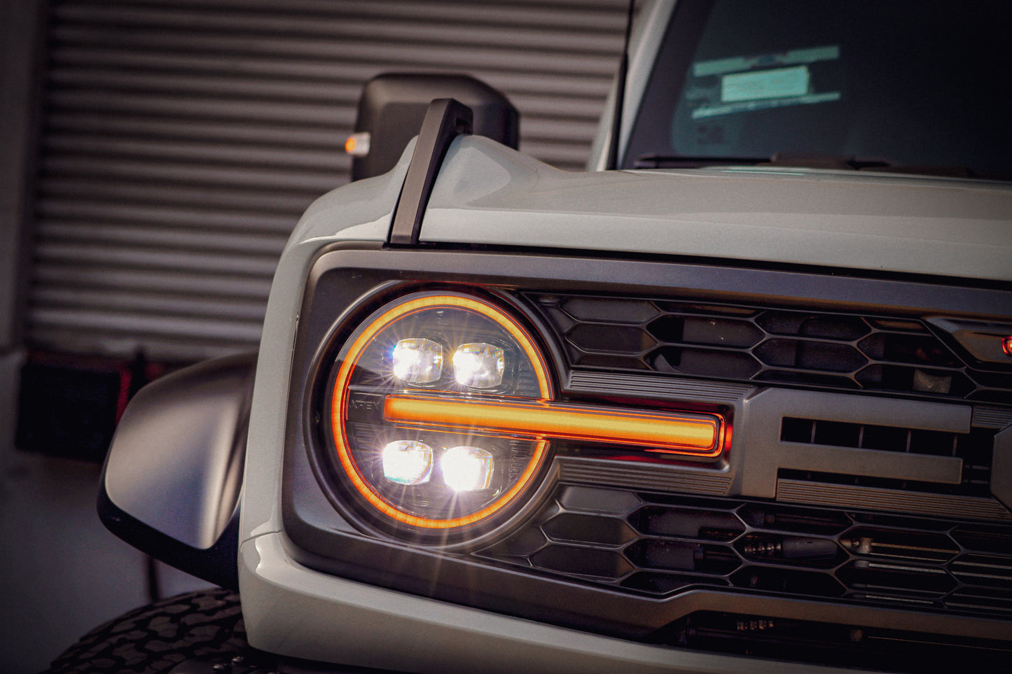 AlphaRex 21-23 Ford Bronco /22-23 Ford Bronco Raptor NOVA-Series LED Projector Headlights Alpha-black - 880259 AlphaRex