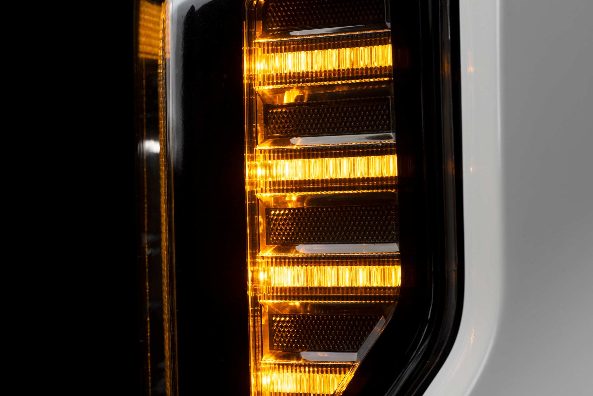 Morimoto LF777 XRGB LED headlights for 2017-2019 Ford Super Duty F250 F350 F450 with RGB DRL close up
