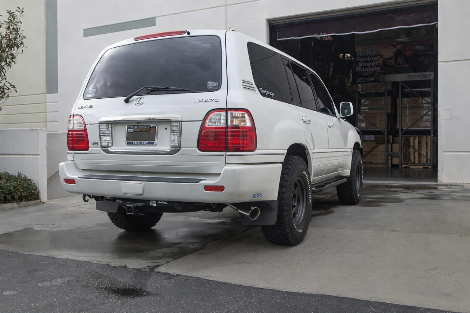 Revel catback exhaust system for 1998-2007 Lexus LX470 and Toyota Land Cruiser J100 - T76003R