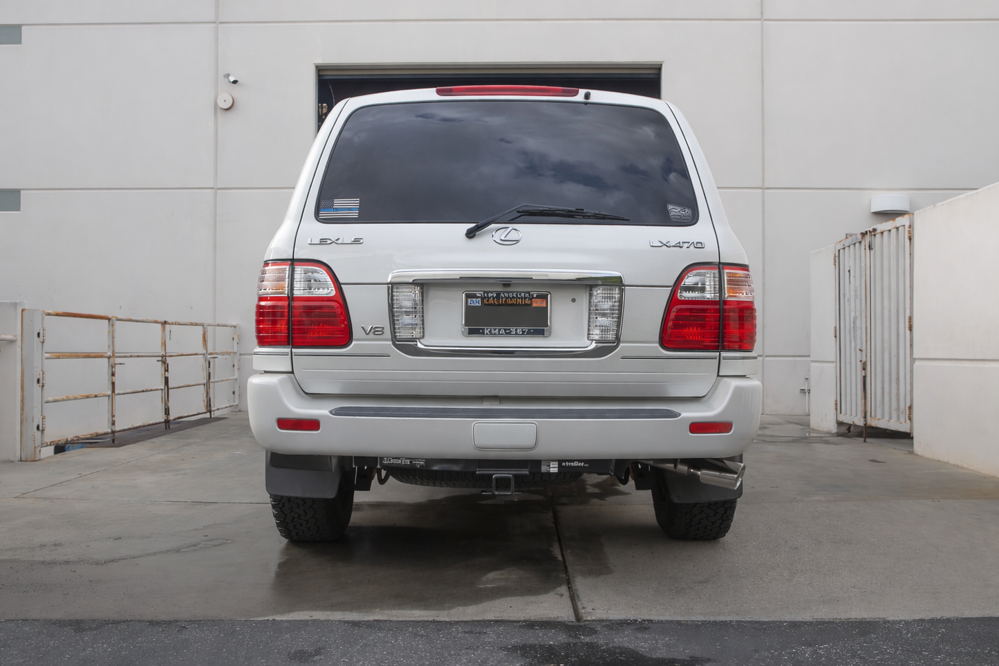Revel catback exhaust system for 1998-2007 Lexus LX470 and Toyota Land Cruiser J100 - T76003R