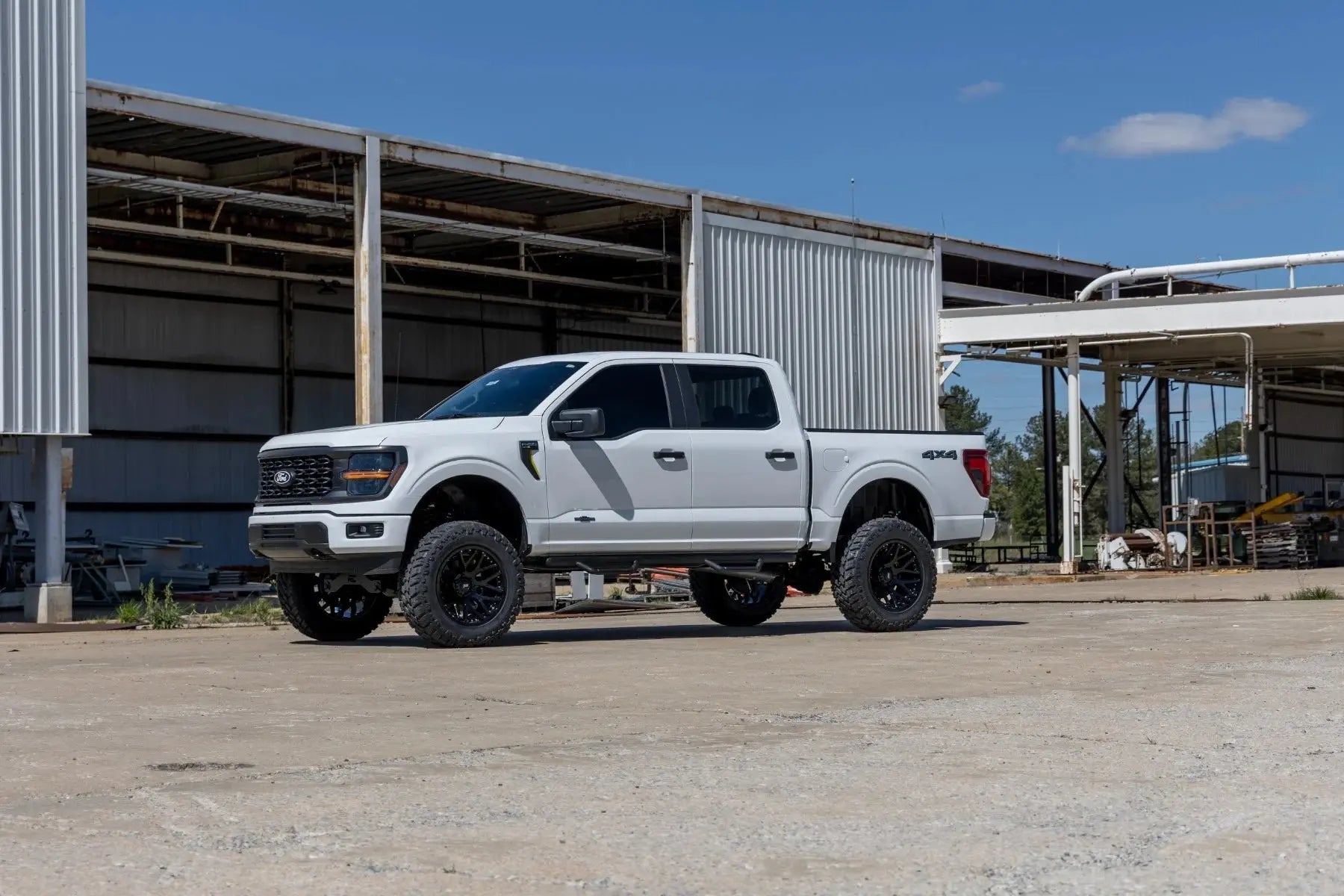 Rough Country 6 Inch Lift Kit Ford F-150 (21-24) 49931 Rough Country