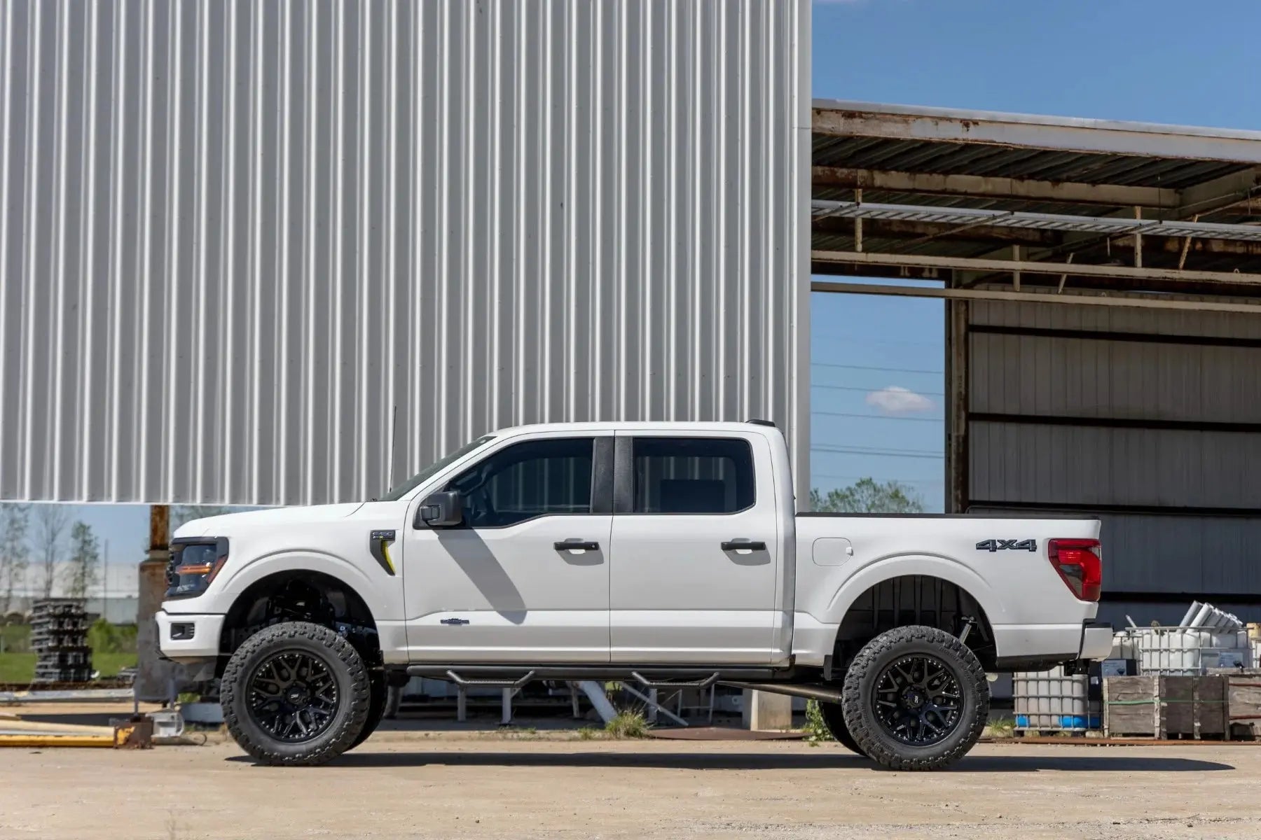 Rough Country 6 Inch Lift Kit Ford F-150 (21-24) 49931 Rough Country