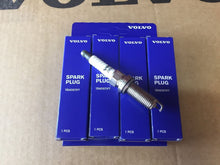 Load image into Gallery viewer, OEM Volvo Spark plug Set (32290011) X1