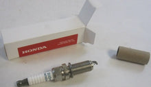 Load image into Gallery viewer, Genuine OEM Honda Spark Plugs (12290-5A2-A02) Set of 4