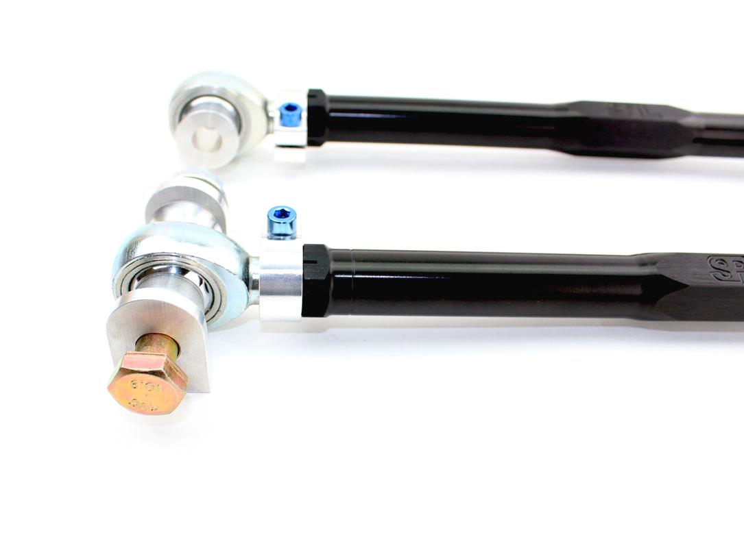 SPL Parts Titanium Series adjustable rear toe links with eccentric lockout for BMW F8X and G8X M cars, designed to improve rear alignment precision and stability