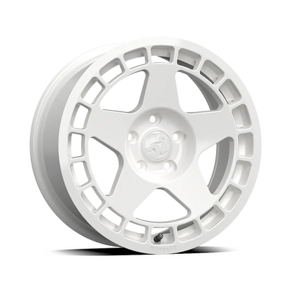 fifteen52 Turbomac 18x8.5 5x114.3 30mm ET 73.1mm Center Bore Rally White Wheel fifteen52