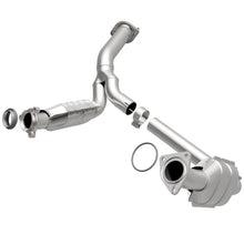 Load image into Gallery viewer, MagnaFlow Conv DF 07-09 Chevy/GMC Silverado/Suburban/Sierra/Tahoe/Yukon - eliteracefab.com