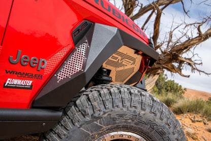 DV8 Offroad 2018+ Jeep Wrangler JL Armor Fenders w/ LED Turn Signal Lights - eliteracefab.com