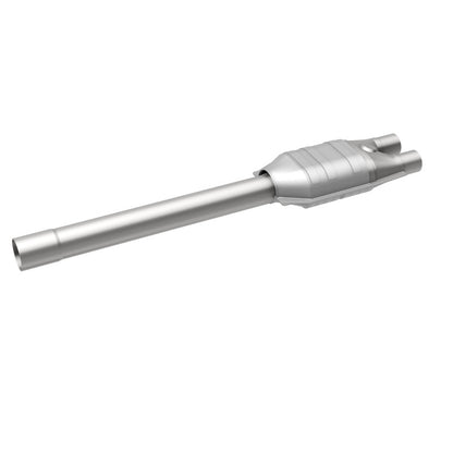 MagnaFlow Conv DF 93-97 Chrysler 3.5L Rear Co Magnaflow