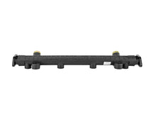 Load image into Gallery viewer, Skunk2 Mitsubishi Evo VII/VIII/IX (4G63) Composite High Volume Fuel Rails - eliteracefab.com