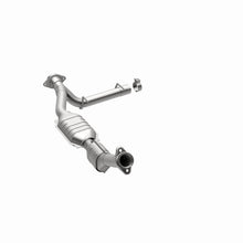 Load image into Gallery viewer, MagnaFlow Conv DF 03-04 Lincoln Navigator 5.4L P/S