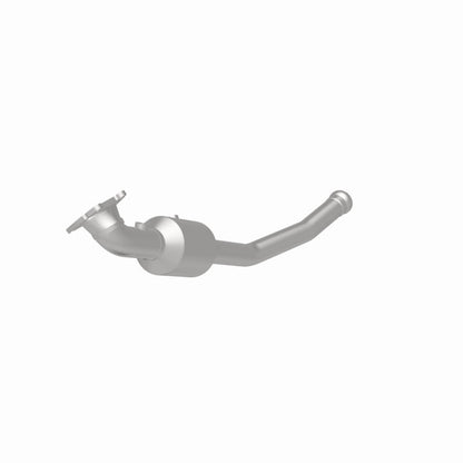 Magnaflow 13-15 Dodge Durango V6 3.6L OEM Grade / EPA Compliant Direct-Fit Catalytic Converter Magnaflow