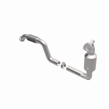 Magnaflow Conv DF 2014-2017 CLA250 L4 2 OEM Underbody Magnaflow