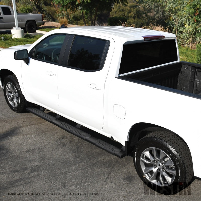 Westin 2019 Chevrolet Silverado/Sierra 1500 Crew Cab (5.5ft) R5 Modular Nerf Step Bars - Black - eliteracefab.com