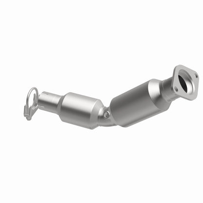 Magnaflow Conv DF 2010-2015 Prius L4 1.8 OEM Underbody Magnaflow