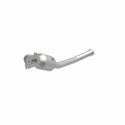 MagnaFlow Converter Direct Fit 13-18 Dodge Durango 3.6L V6 / 13-18 Jeep Grand Cherokee 3.6L V6 Magnaflow
