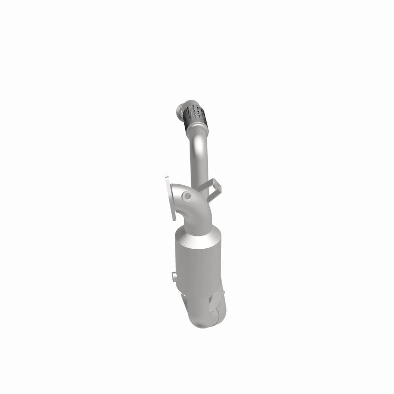 Magnaflow Conv DF 2014-2017 CLA250 L4 2 OEM Underbody Magnaflow