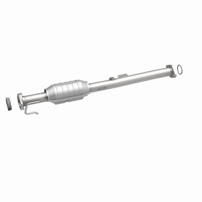 MagnaFlow 99-03 Chevrolet Tracker / Suzuki Vitara 1.6L/2.0L Direct-Fit Catalytic Converter Magnaflow