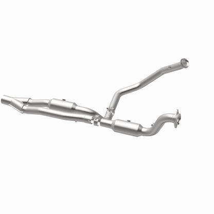 MagnaFlow 2012 Ram 1500 Tradesman HD V8 5.7L OEM Underbody Direct-Fit Catalytic Converter Magnaflow