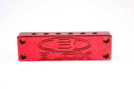 VACUUM MANIFOLD BLOCK - SURFACE MOUNT - Red - eliteracefab.com