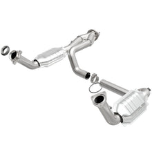 Load image into Gallery viewer, MagnaFlow Conv DF 02-06 Cadillac Escalade / 02-06 Chevy Avalanche 5.3L Dual Conv Y-Pipe Assembly 2WD - eliteracefab.com