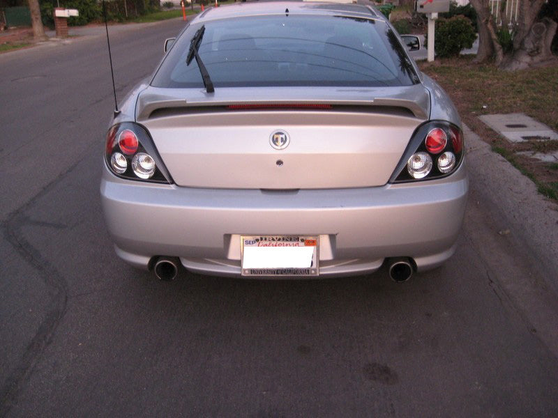 Spyder Hyundai Tiburon 03-05 Euro Style Tail Lights Black ALT-YD-HYT03-BK - eliteracefab.com