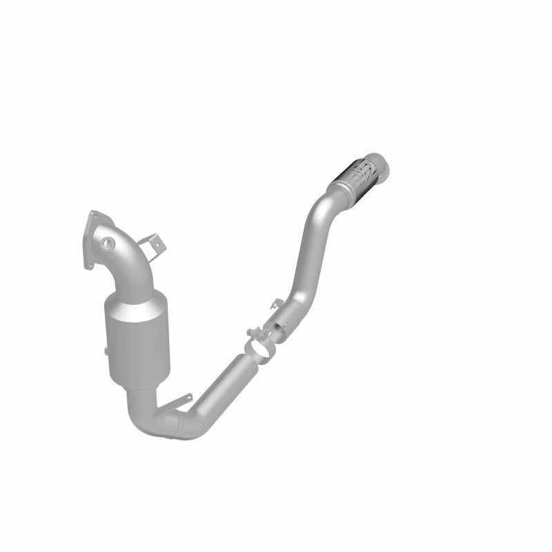 Magnaflow Conv DF 2014-2017 CLA250 L4 2 OEM Underbody Magnaflow