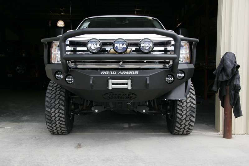 Road Armor 11-14 Chevy 2500 Stealth Front Winch Bumper w/Lonestar Guard - Tex Blk Road Armor