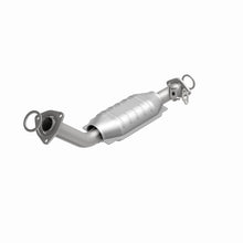 Load image into Gallery viewer, MagnaFlow Conv DF 00-8/04 Toyota Tundra 4.7L P/S Front