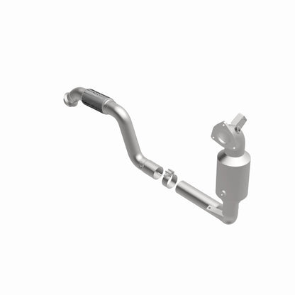 Magnaflow Conv DF 2014-2017 CLA250 L4 2 OEM Underbody Magnaflow