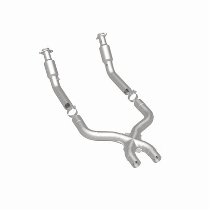 MagnaFlow 13-14 Ford Mustang 5.8L OEM Underbody Direct Fit EPA Compliant Catalytic Converter Magnaflow