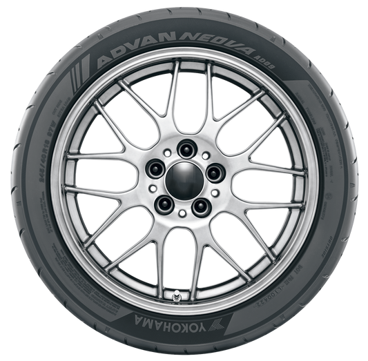 Yokohama Advan Neova AD09 Tire - 255/40R18 99W XL
