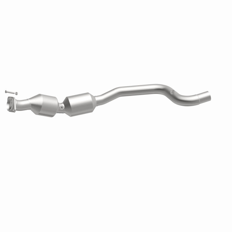 MagnaFlow 13-17 Range Rover V8 5 OEM Underbody Direct Fit EPA Compliant Catalytic Converter Magnaflow