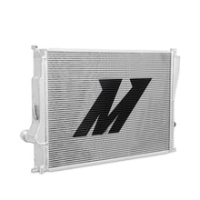 Load image into Gallery viewer, Mishimoto MMRAD-E46-01 Performance Aluminum Radiator for 2001-2006 BMW E46 M3 - eliteracefab.com