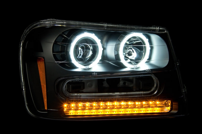 ANZO USA Chevrolet Trailblazer Projector Headlights W/ Halo Black; 2002-2009 - eliteracefab.com