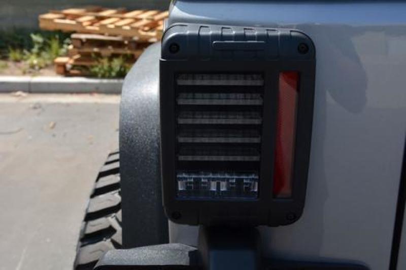 DV8 Offroad 07-18 Jeep Wrangler JK Horizontal LED Tail Light - eliteracefab.com